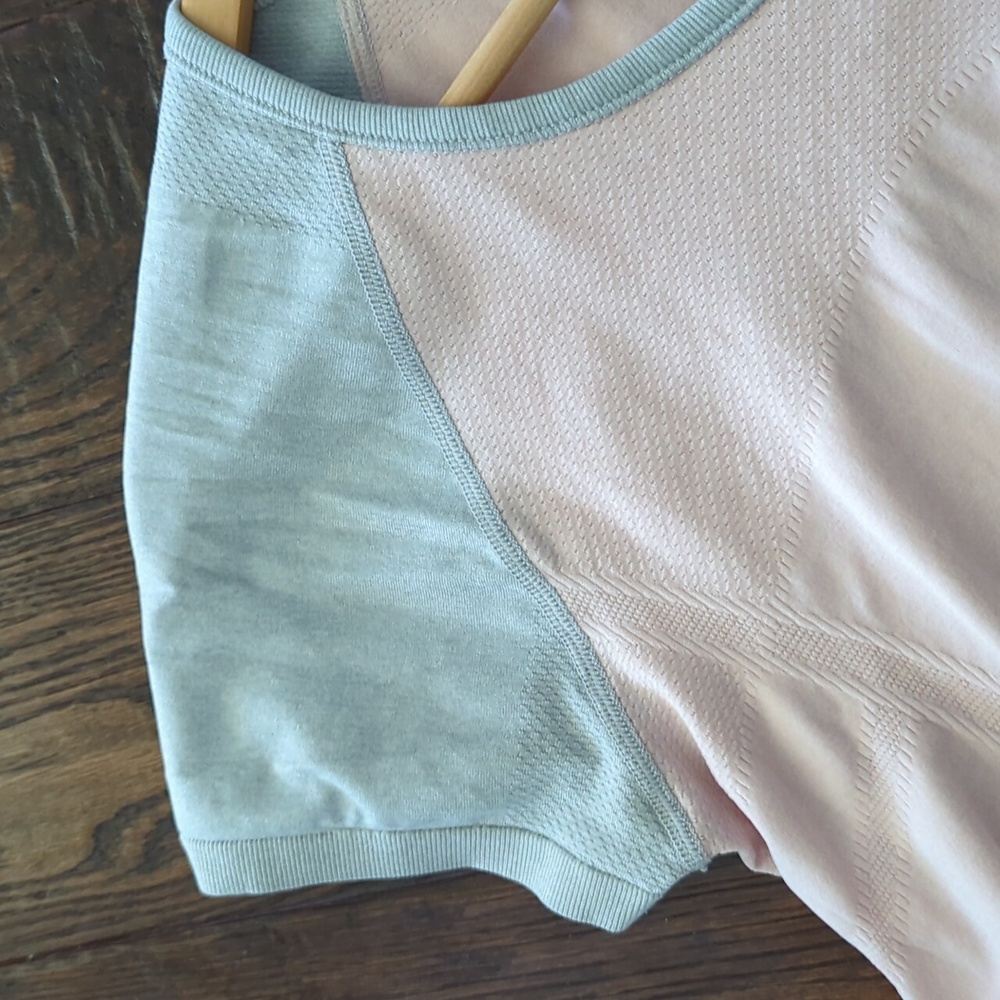 ATHLETA I Pink & Grey Color Block Fast Track Short Sleeve Athletic Tee Top, M - Picture 9 of 14